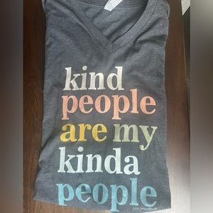 Cute shirt for teacher or anyone kind!!